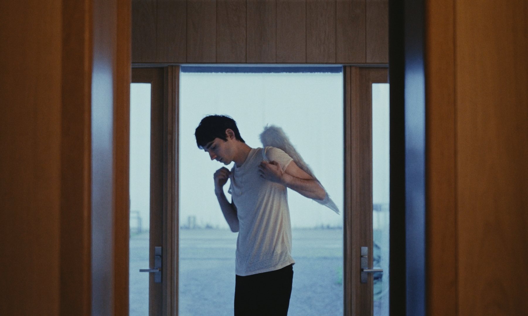Airbnb x Samara — still